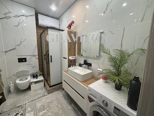 2-к квартира, 65 кв.м.