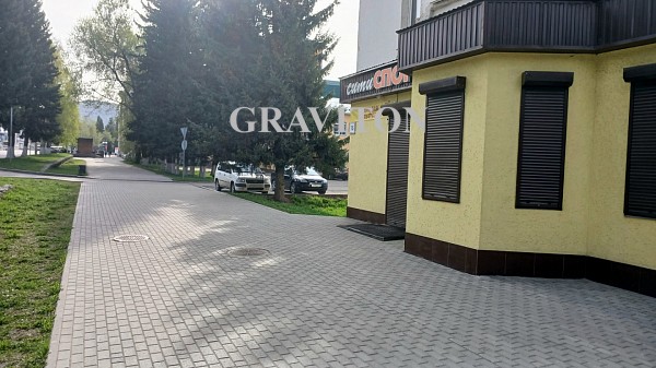 Помещение свободного назначения Россия, Алтай Республика, Горно-Алтайск г., Коммунистический проспект, 15 	
